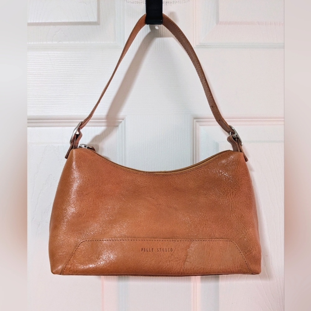 Wilson’s Leather Pelle Studio Warm Medium Brown Leather Shoulder Bag